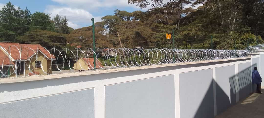 Free-Standing Electric Fences in Kenya